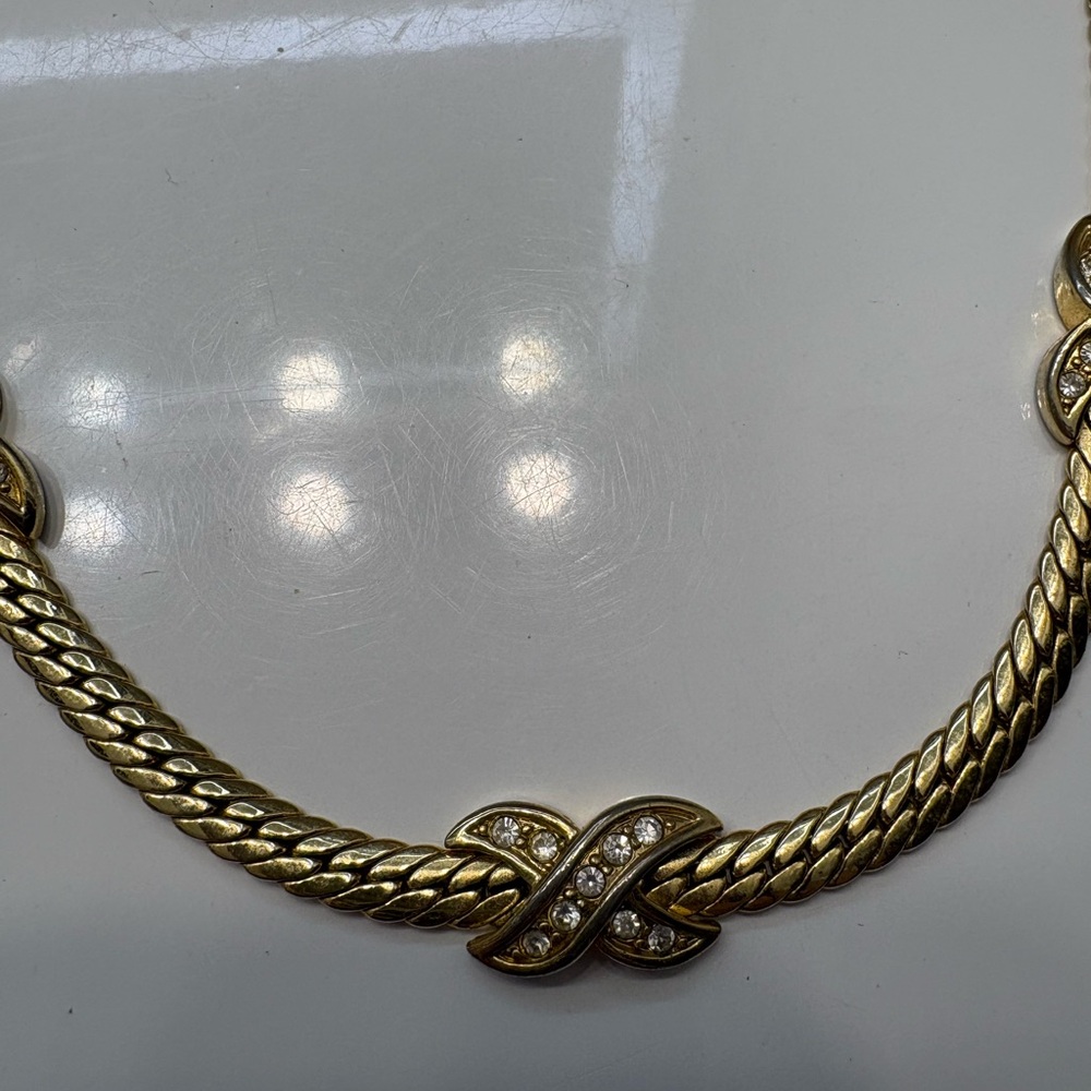 Vintage Christian Dior Elegant Gold Plated Women's Choker Necklace - Picture 3 of 8